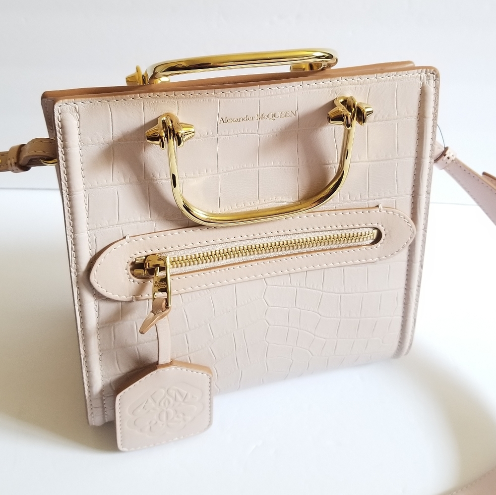 Alexander McQueen The Short Story Croc-Embossed Leather Crossbody Bag Pa… - Picture 6 of 16